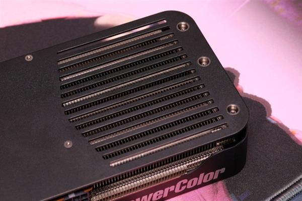 RX 9070XT游荡者打造4K电竞主机pg电子免费模拟器小钢炮终极形态！撼讯(图1)