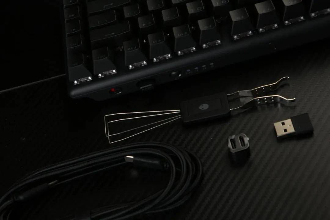 nware 外星人 Pro无线游戏外设套装pg电子免费模拟器为职业电竞而生｜Alie(图5)